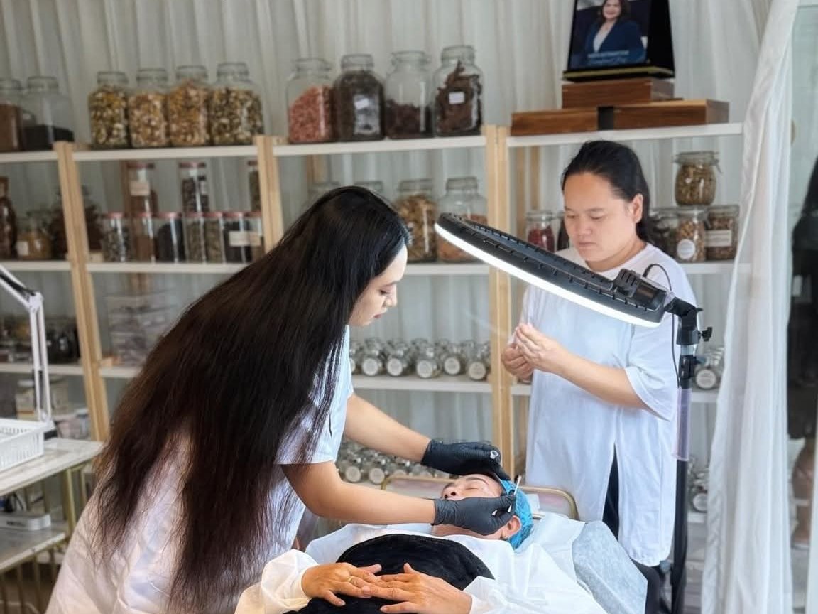 Dr. Setu's treatment room